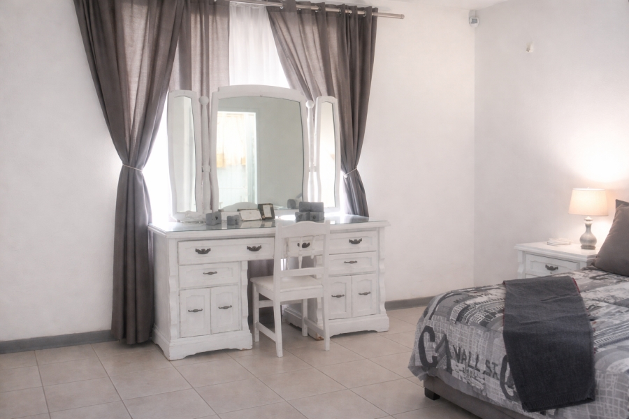 4 Bedroom Property for Sale in Protea Park North West